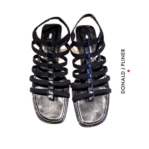 Donald J. Pliner Shoes - Donald J. Pliner black sandals